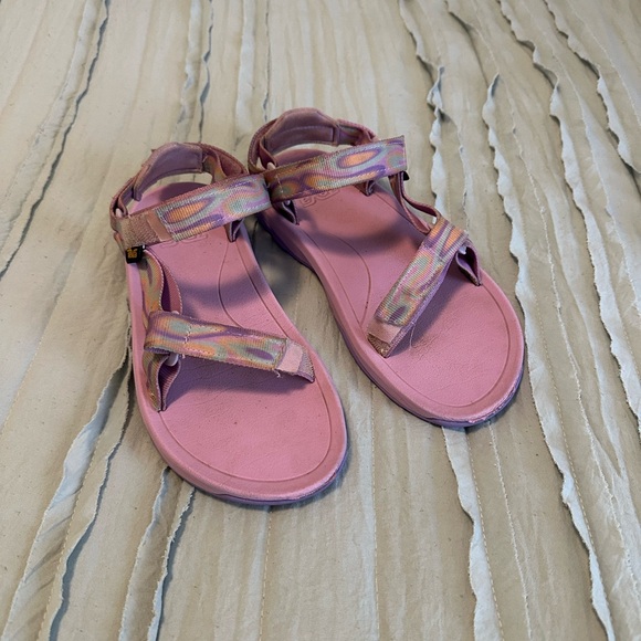 Teva Hurricane XLT2 Sandal | Size 3 - Picture 2 of 10